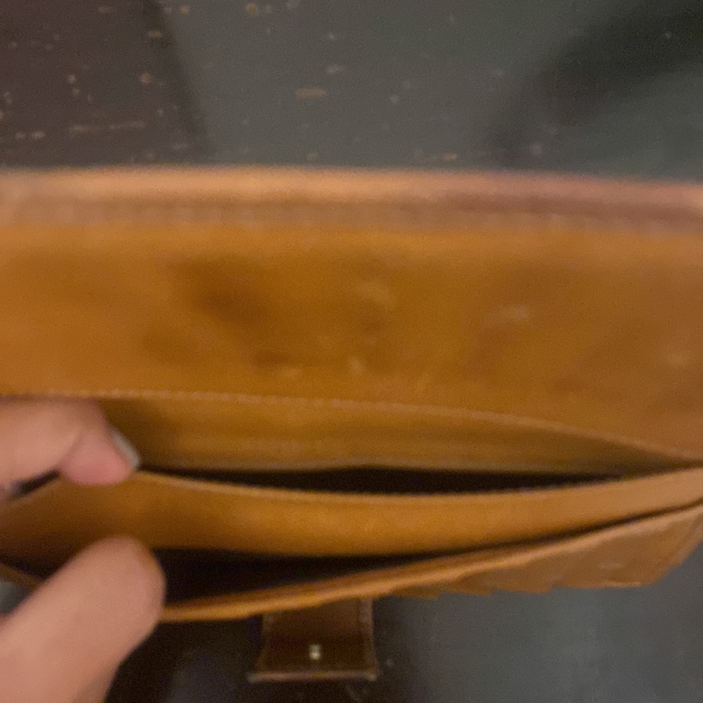 Authentic Gucci Wallet - Picture 9 of 16